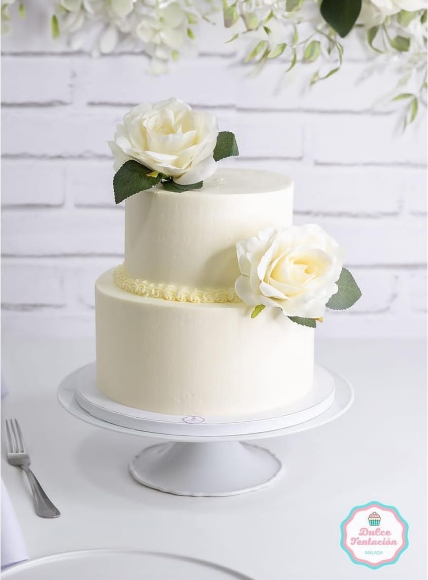 Obrador de repostería creativa en Málaga – dulcetentacionmalaga, image size:844x1144